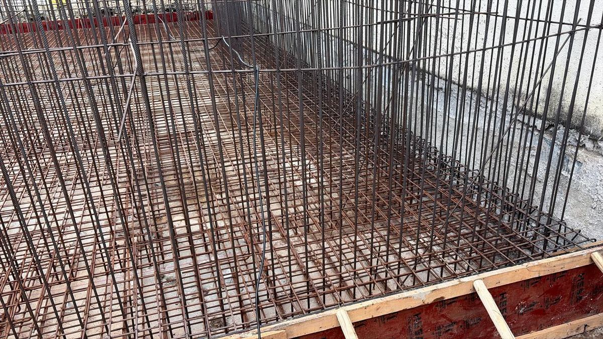 Dense reinforcement for radiation-shielding civil works at Vira Medicity hospital